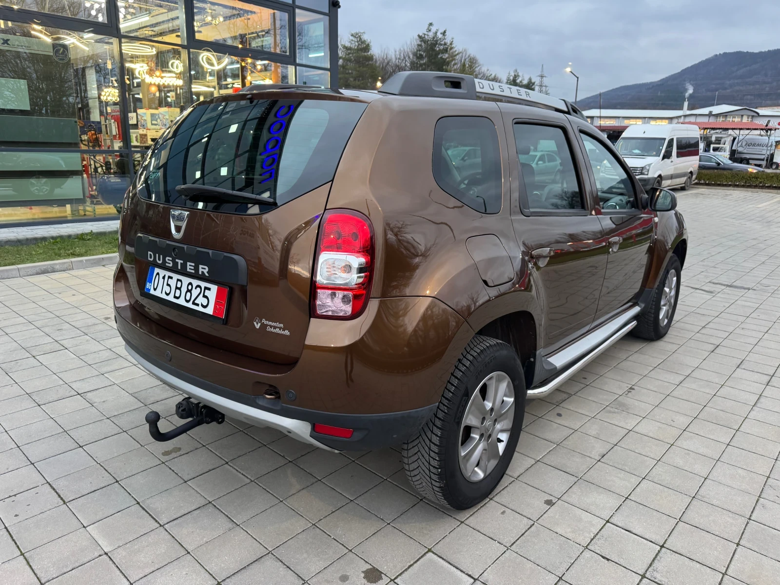 Dacia Duster * Navi* Leder* Tempomat* 108700km! | Mobile.bg � ����������� 7