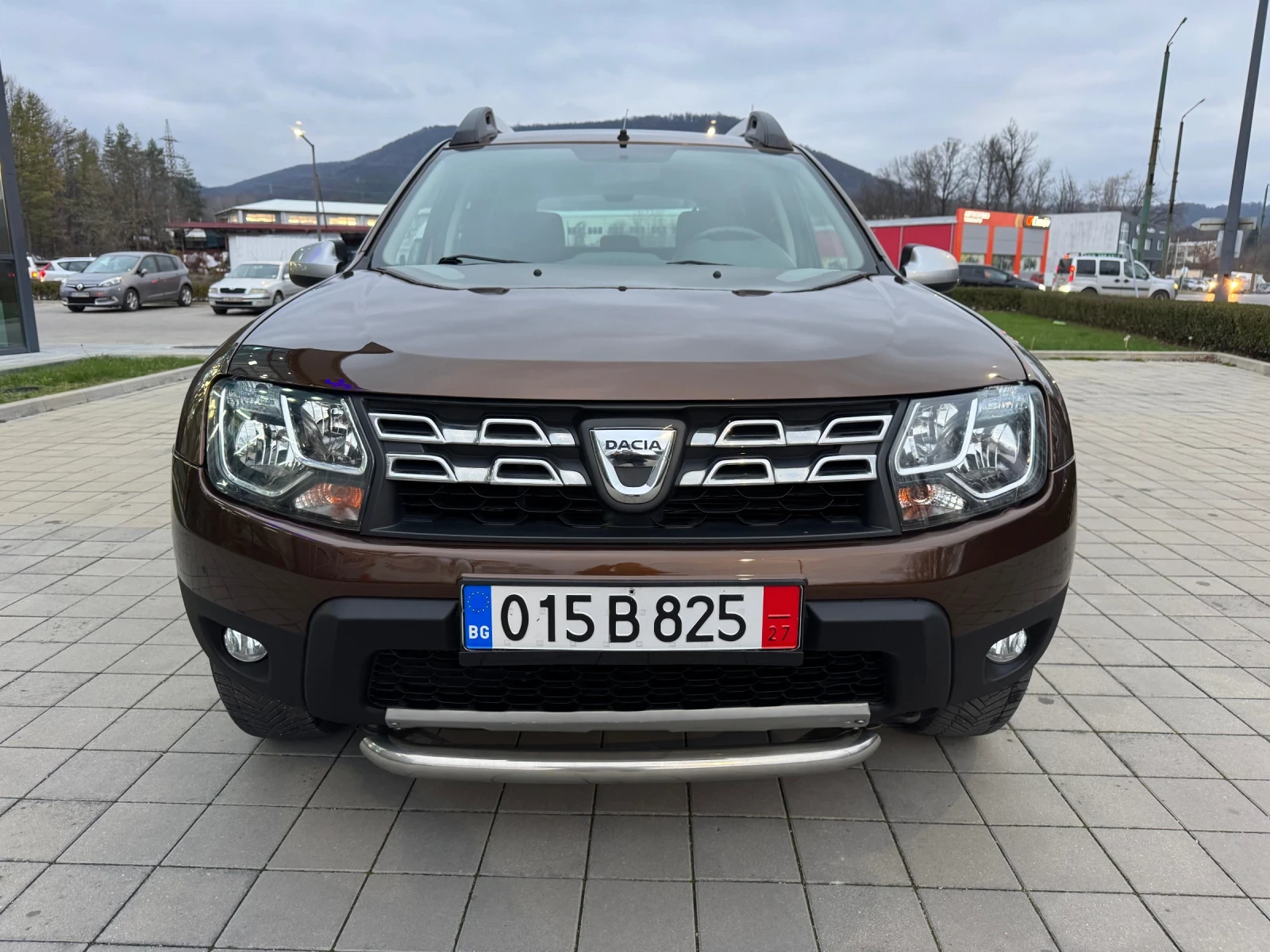 Dacia Duster * Navi* Leder* Tempomat* 108700km! | Mobile.bg � ����������� 2