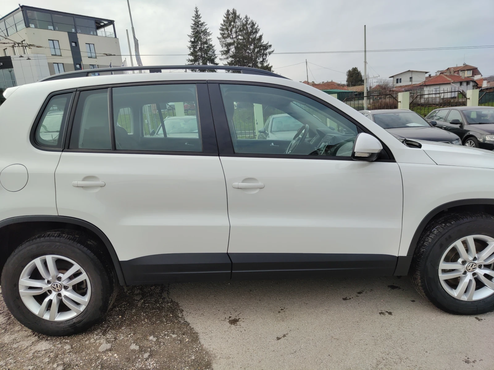 VW Tiguan  - изображение 7