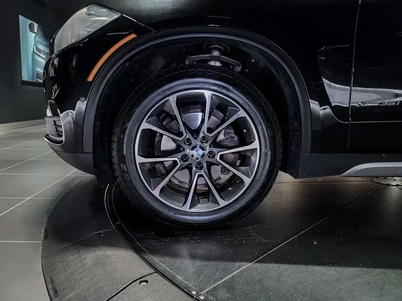 BMW X5 Xdrive* HUD* Keyless* Harman/Kardon* Ambient, снимка 6 - Автомобили и джипове - 53726079