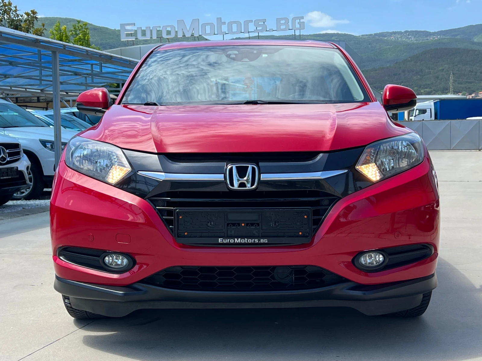 Honda Hr-v 1.5I-VTEC, ELEGANCE, ПЪЛНА СЕРВИЗНА ИСТОРИЯ-КАТО Н, снимка 2 - Автомобили и джипове - 54720631