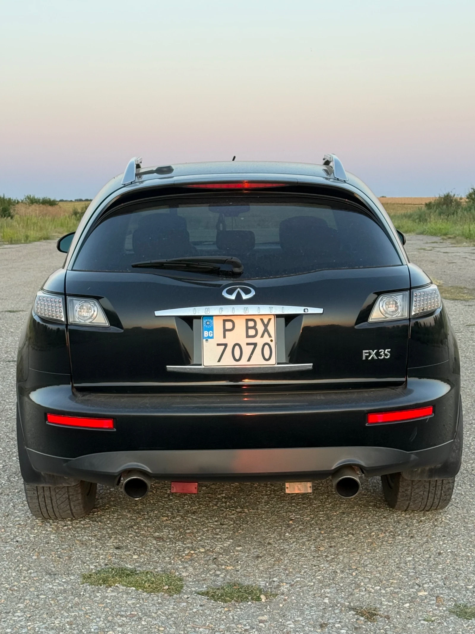 Infiniti Fx 35, снимка 8 - Автомобили и джипове - 55695792