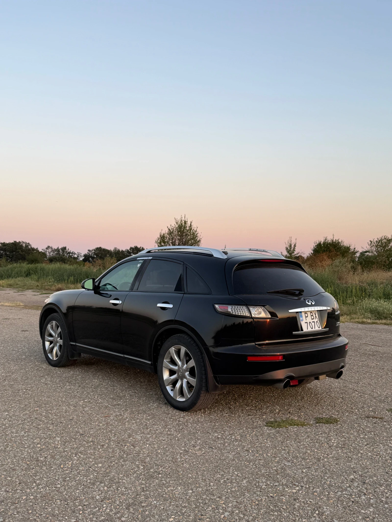 Infiniti Fx 35, снимка 6 - Автомобили и джипове - 55695792