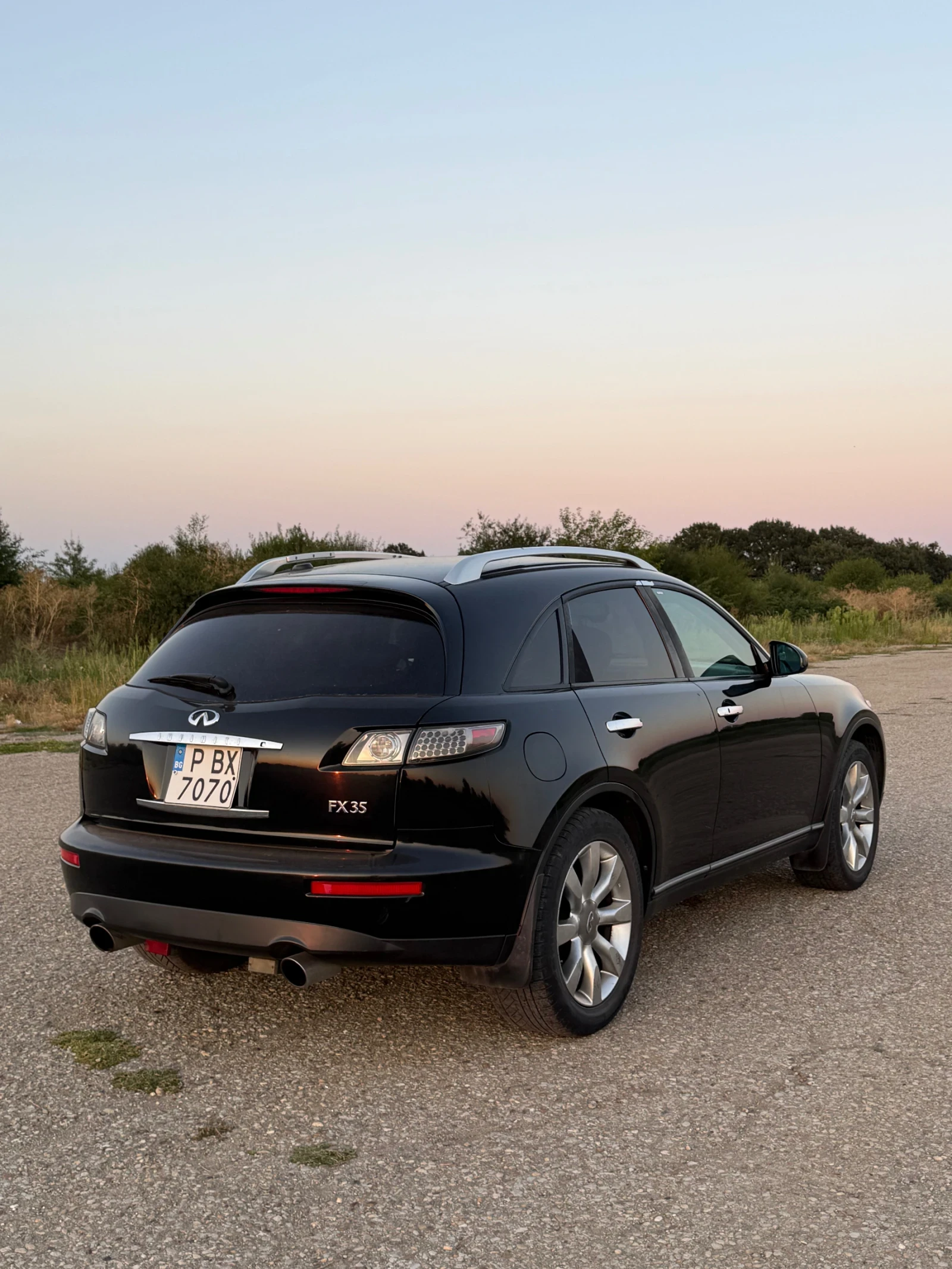 Infiniti Fx 35, снимка 7 - Автомобили и джипове - 55695792