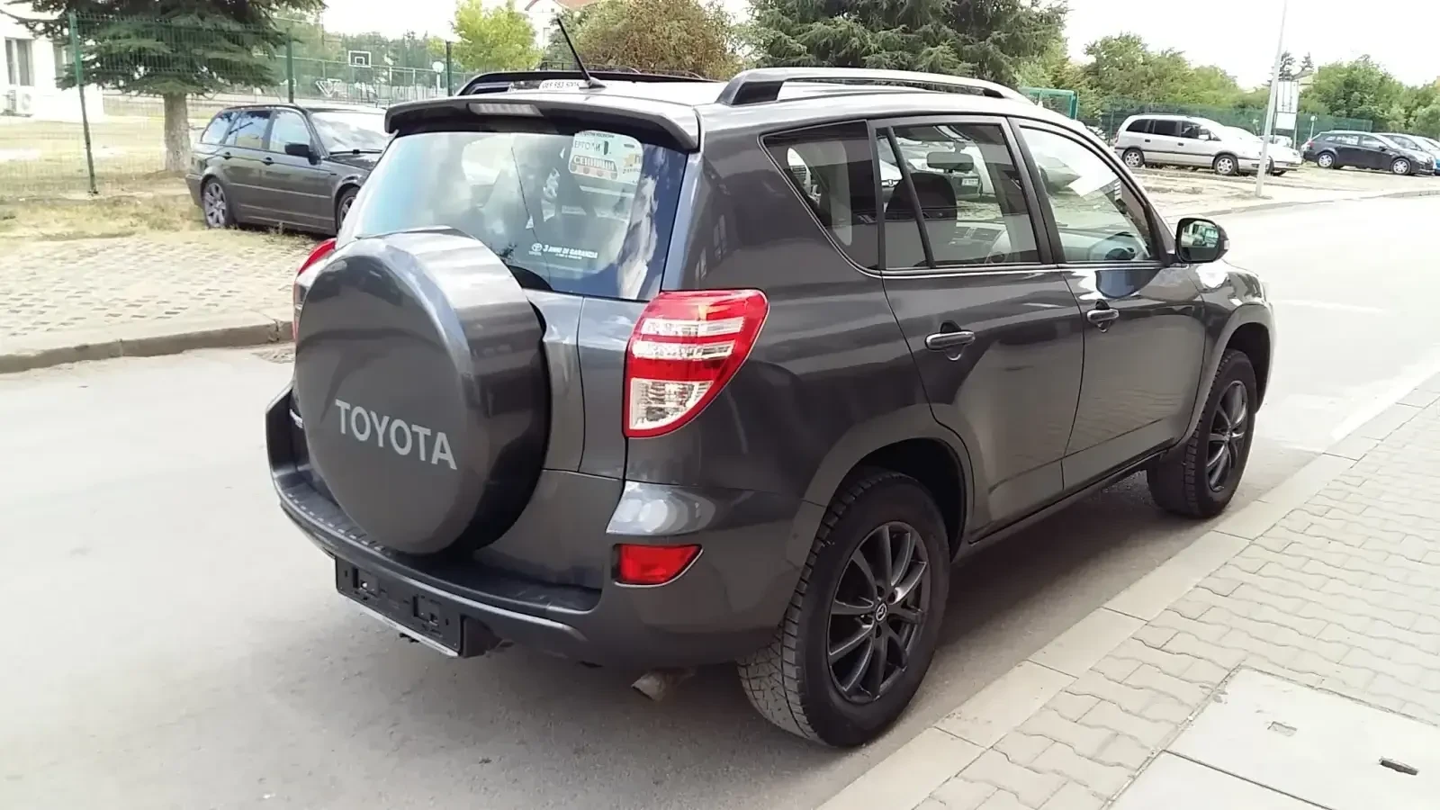 Toyota Rav4 2.0i16v-4x4-Valve Matic., снимка 5 - Автомобили и джипове - 55904727