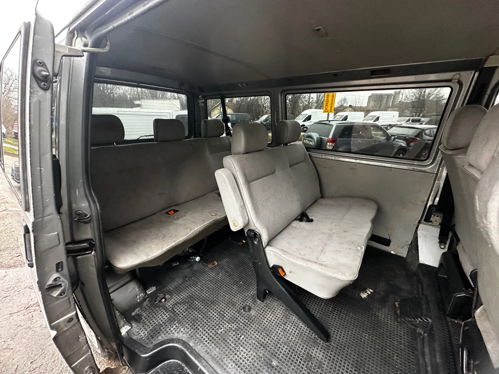 VW T4 2.5TDi ПЪТНИЧЕСКИ - изображение 6