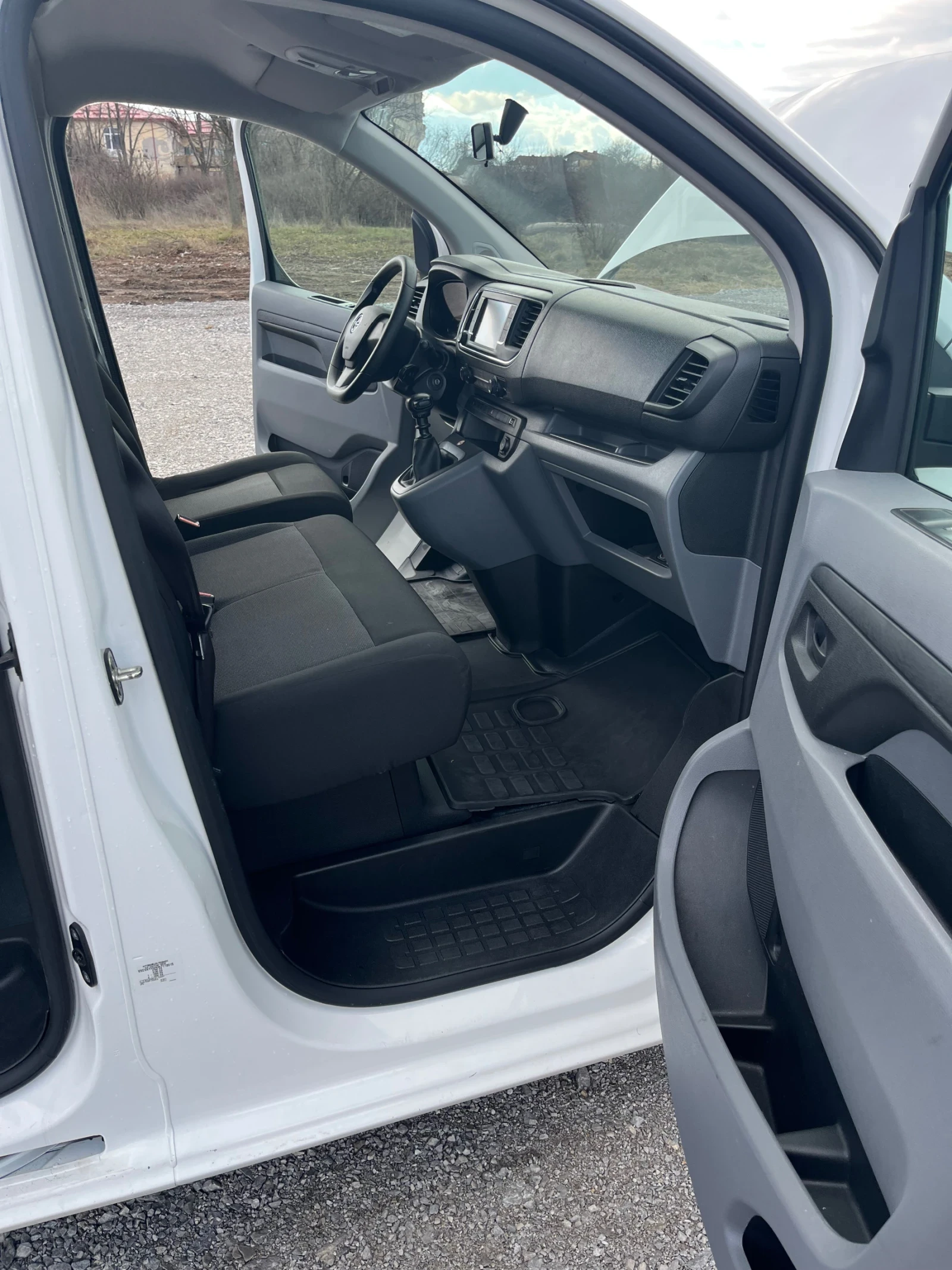 Opel Vivaro ZAFIRA - изображение 8