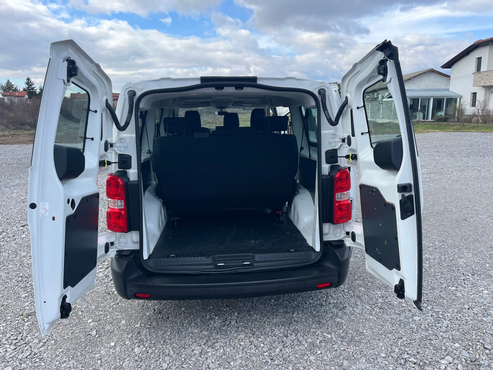 Opel Vivaro ZAFIRA - изображение 5