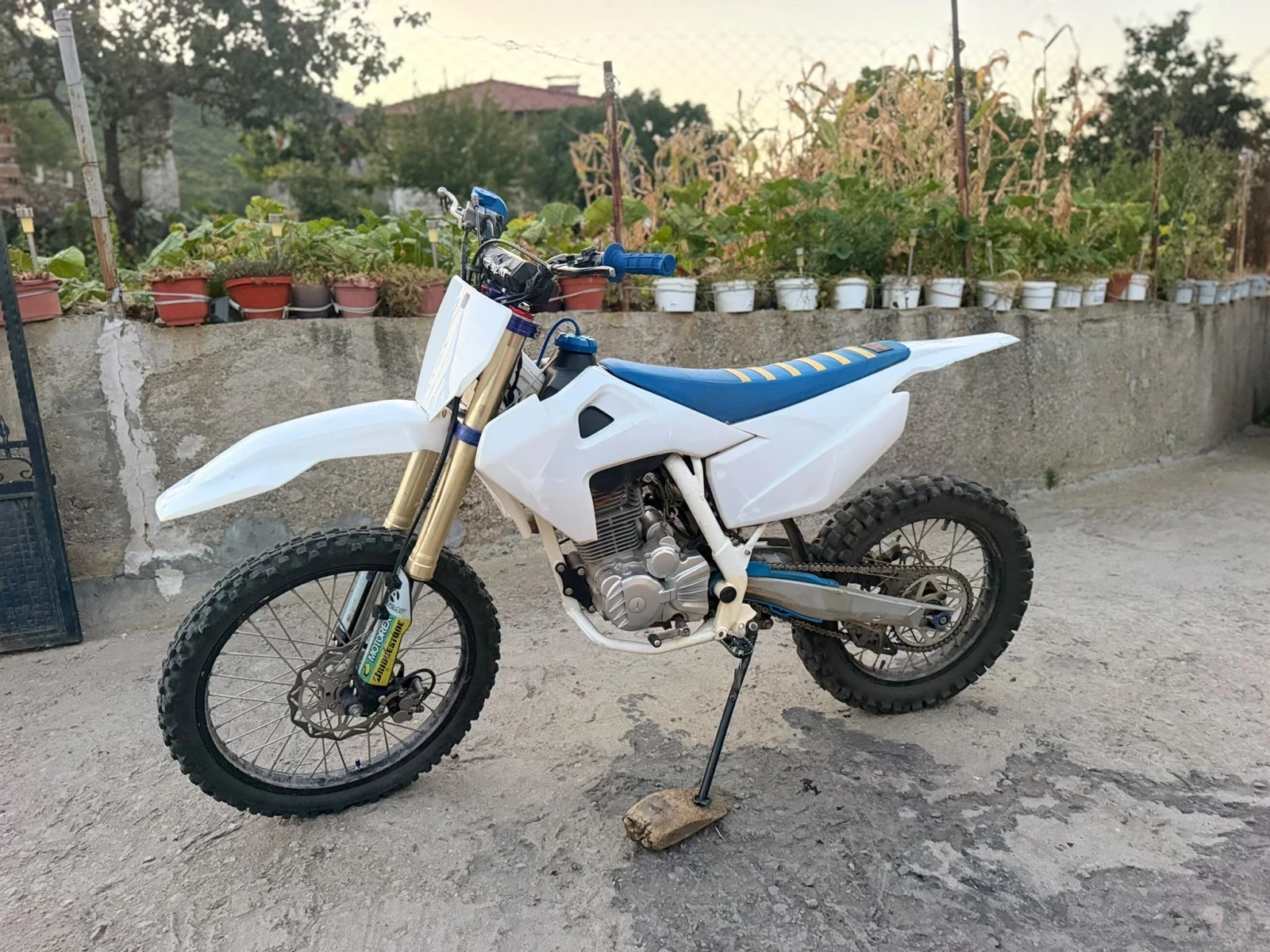 Husqvarna 250, снимка 6 - Мотоциклети и мототехника - 56639562