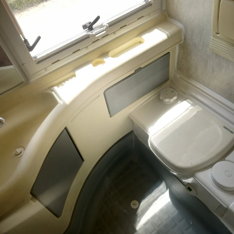 Кемпер Fiat Ducato 2.8 tdi, снимка 10 - Каравани и кемпери - 52339627