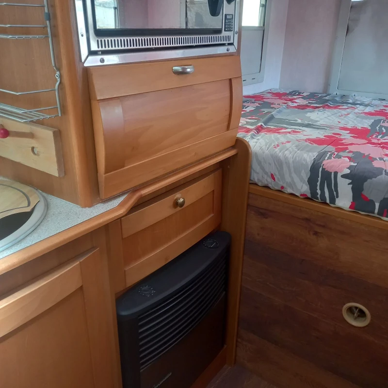 Кемпер Fiat Ducato 2.8 tdi, снимка 6 - Каравани и кемпери - 52339627