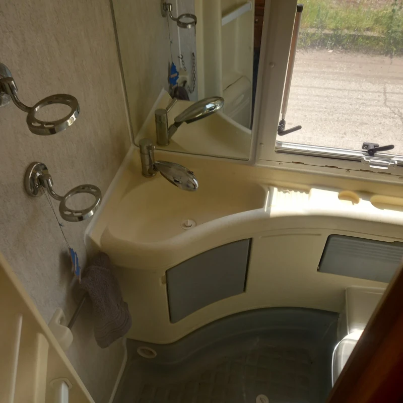 Кемпер Fiat Ducato 2.8 tdi, снимка 12 - Каравани и кемпери - 52339627