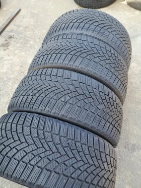 Гуми Зимни 225/45R17, снимка 3 - Гуми и джанти - 47393548