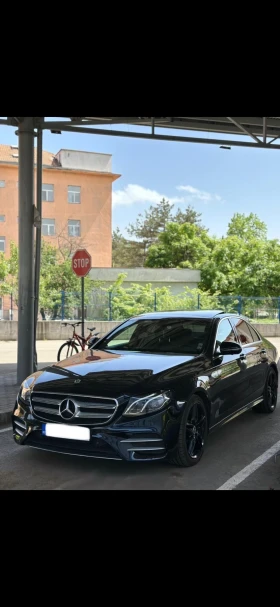 Снимка Mercedes-Benz E 220