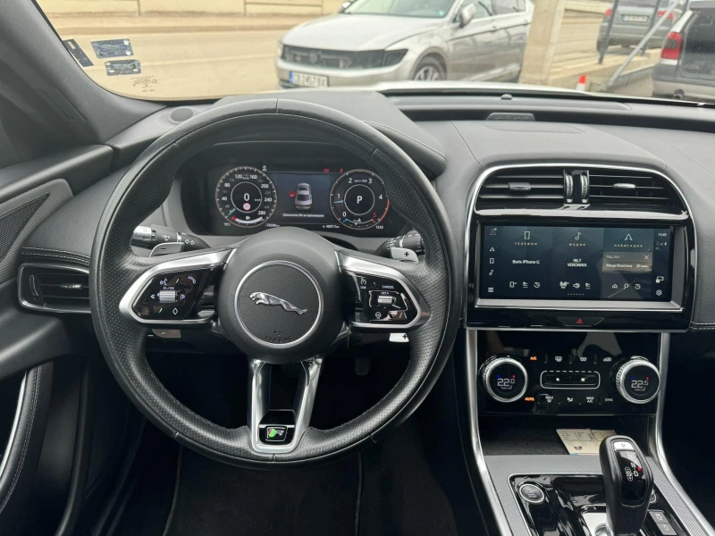 Jaguar XE, снимка 5 - Автомобили и джипове - 48703321