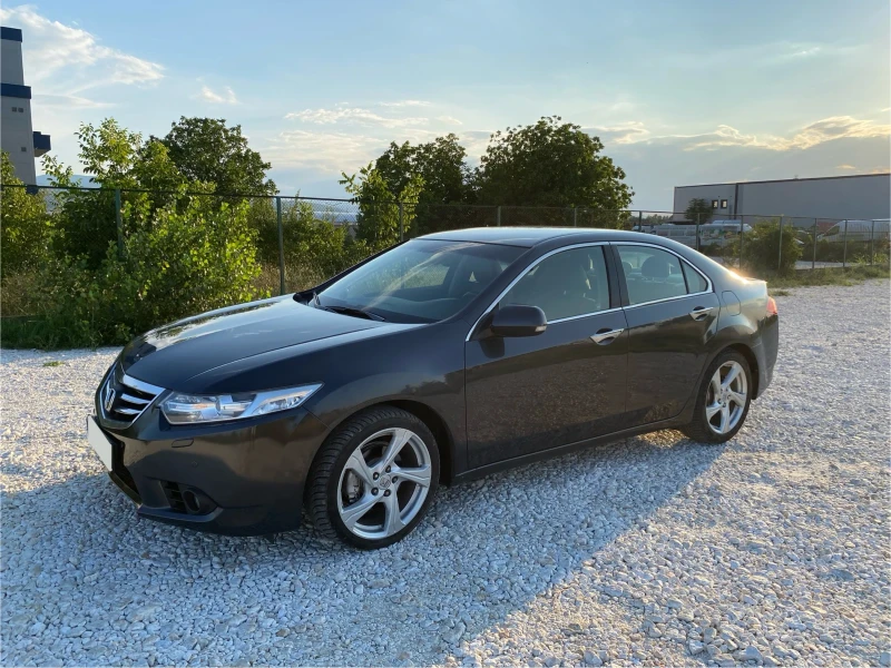 Honda Accord 2.2 i-DTEC - FACELIFT!, снимка 7 - Автомобили и джипове - 51252425