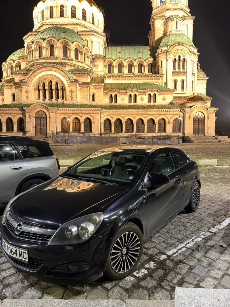 Opel Astra GTC алкантар