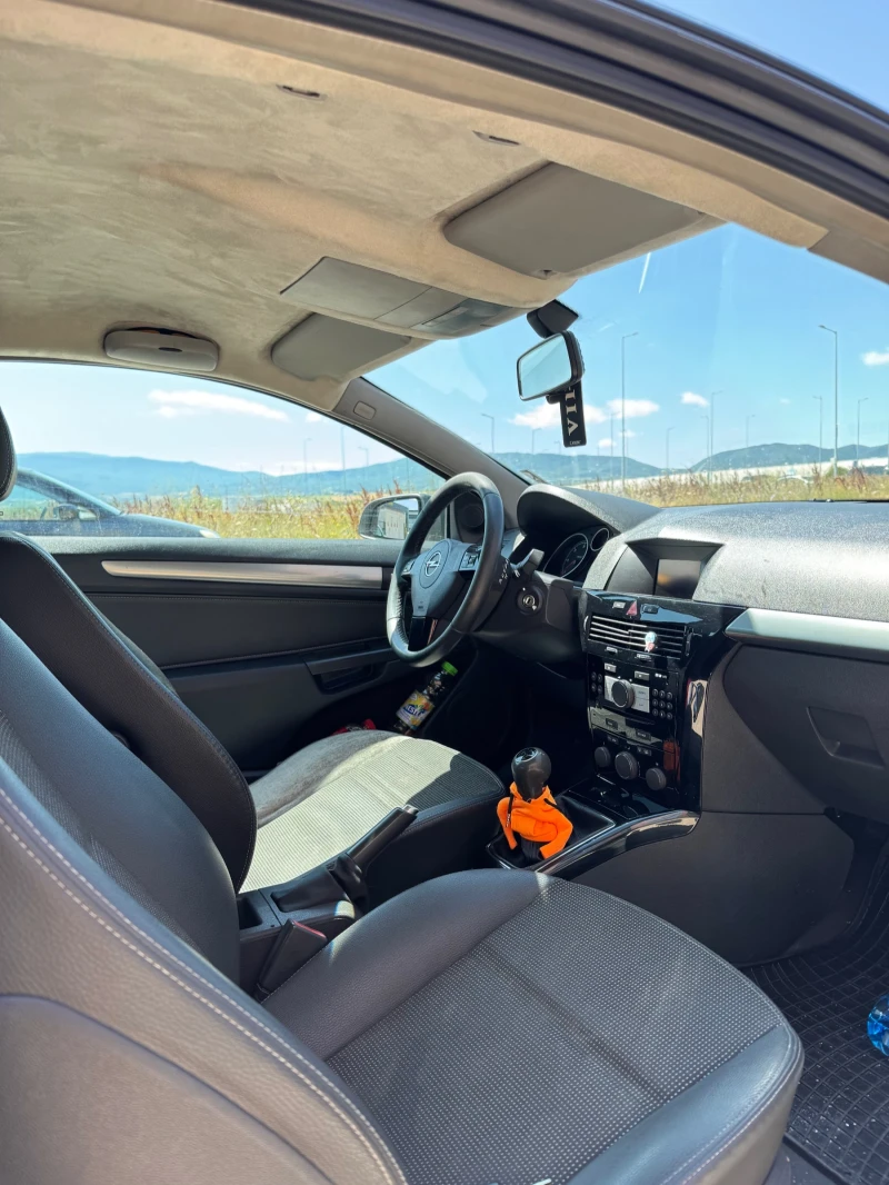 Opel Astra GTC алкантар, снимка 5 - Автомобили и джипове - 52112497