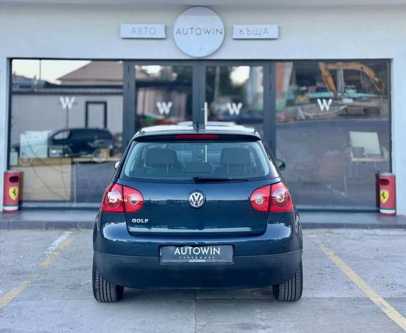 VW Golf 1.9 SDI, снимка 6 - Автомобили и джипове - 51829634