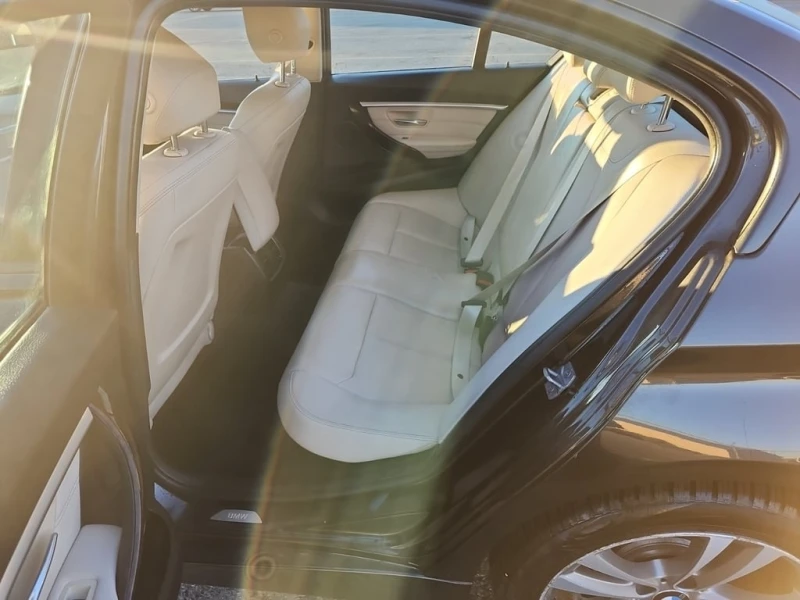 BMW 320 * 320I XDRIVE * CARFAX * ЦЕНА ДО БГ, снимка 13 - Автомобили и джипове - 52878162