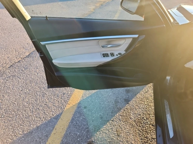 BMW 320 * 320I XDRIVE * CARFAX * ЦЕНА ДО БГ, снимка 9 - Автомобили и джипове - 52878162