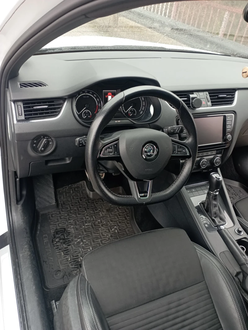 Skoda Octavia Шкода Октавия Врс, снимка 13 - Автомобили и джипове - 52892425