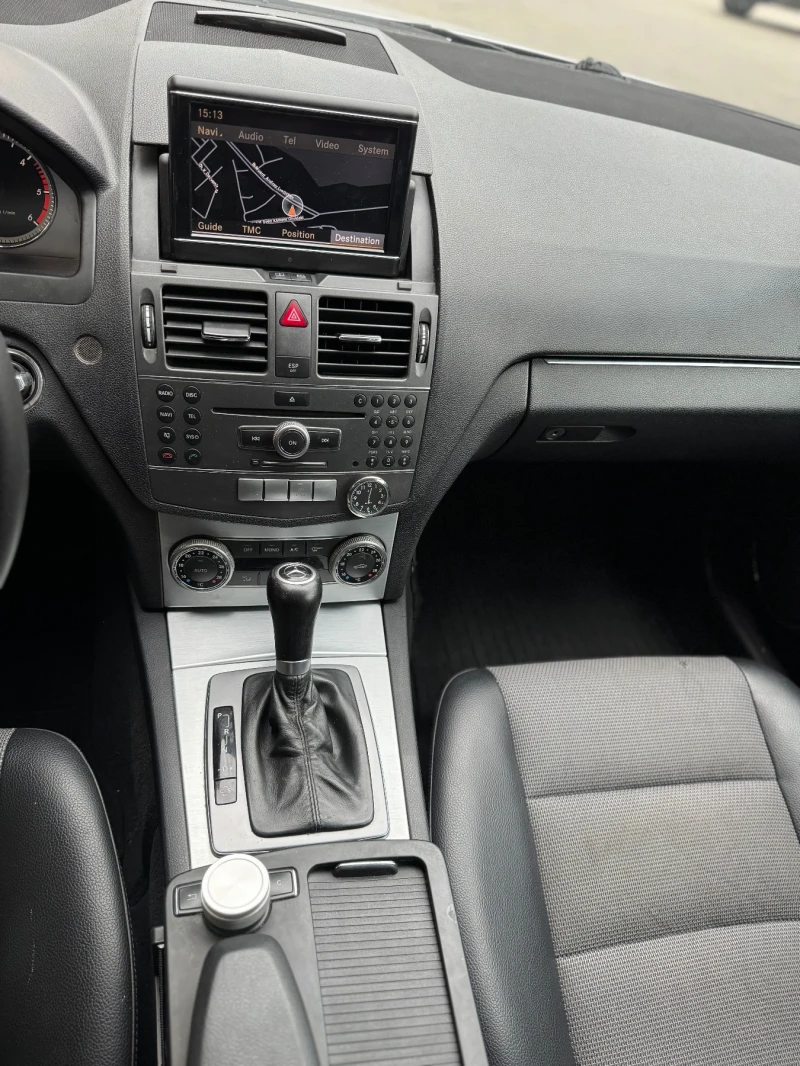 Mercedes-Benz C 220 БЕЗ АНАЛОГ! РЕАЛНИ КИЛОМЕТРИ, снимка 15 - Автомобили и джипове - 52977059