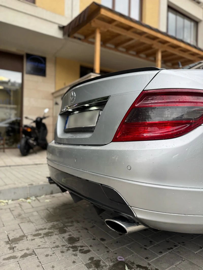 Mercedes-Benz C 220 БЕЗ АНАЛОГ! РЕАЛНИ КИЛОМЕТРИ, снимка 8 - Автомобили и джипове - 52977059