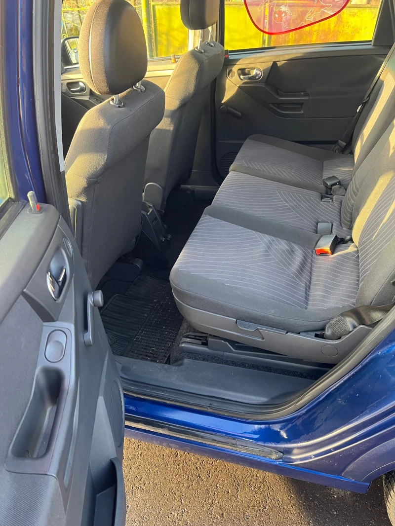 Opel Meriva 1.8 easytronic , снимка 12 - Автомобили и джипове - 53012885