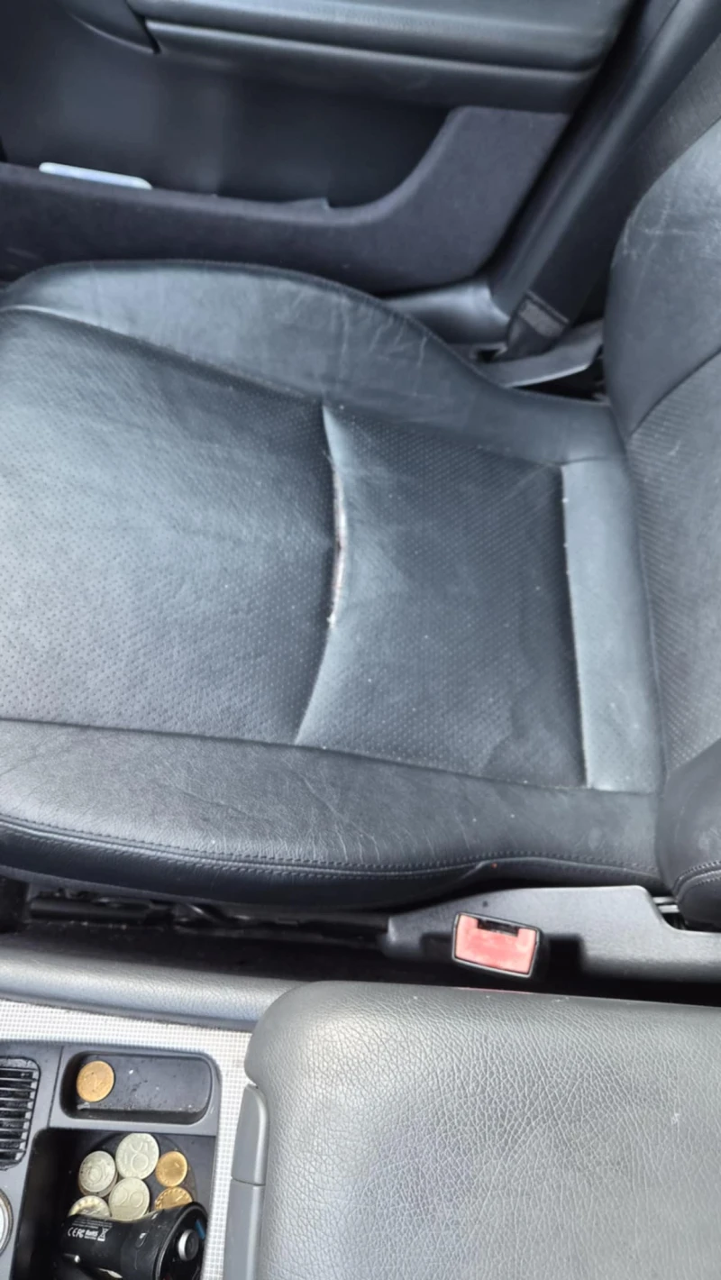 Mercedes-Benz C 240 Avangarde, снимка 6 - Автомобили и джипове - 53141827