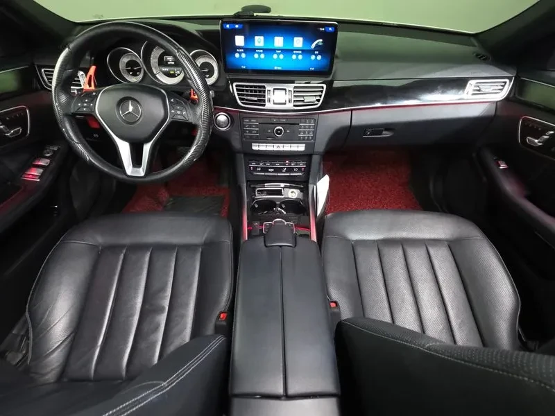 Mercedes-Benz E 220 Bluetech Avant Garde Sports - САМО 30% АВАНС, снимка 13 - Автомобили и джипове - 55926903