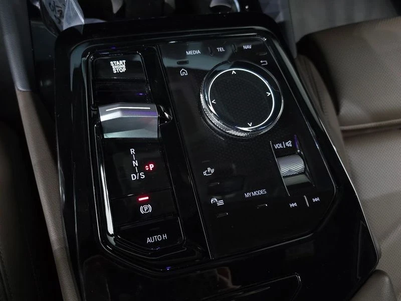BMW 523 523D M Sport, снимка 9 - Автомобили и джипове - 55963590