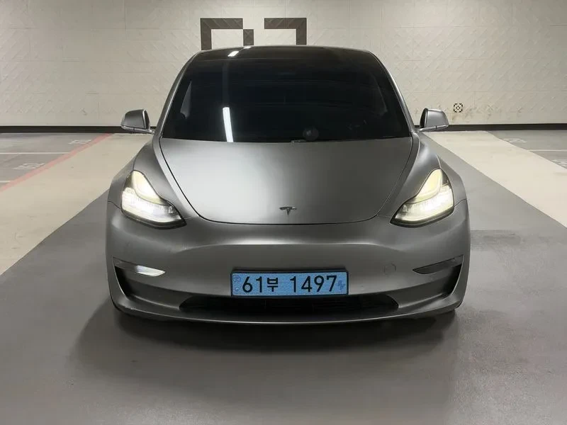 Tesla Model 3   Long-Range Awd