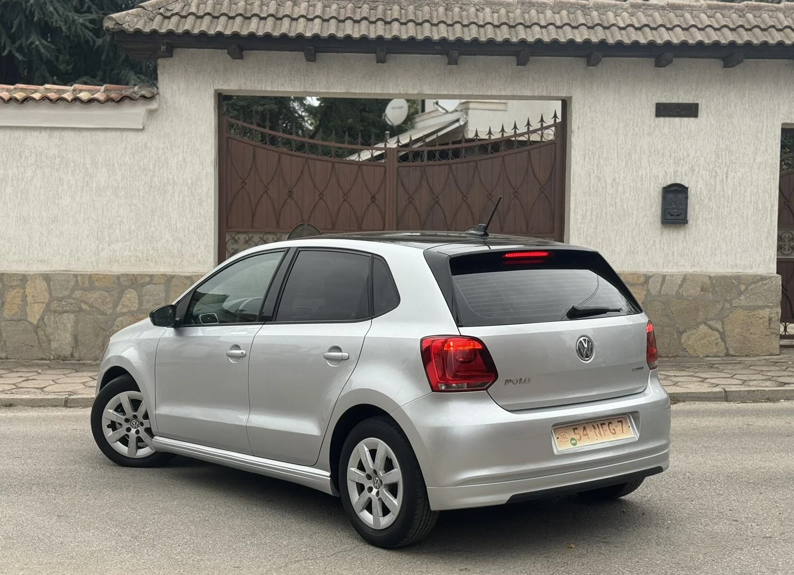 VW Polo 1.2 TDI R LINE - изображение 6