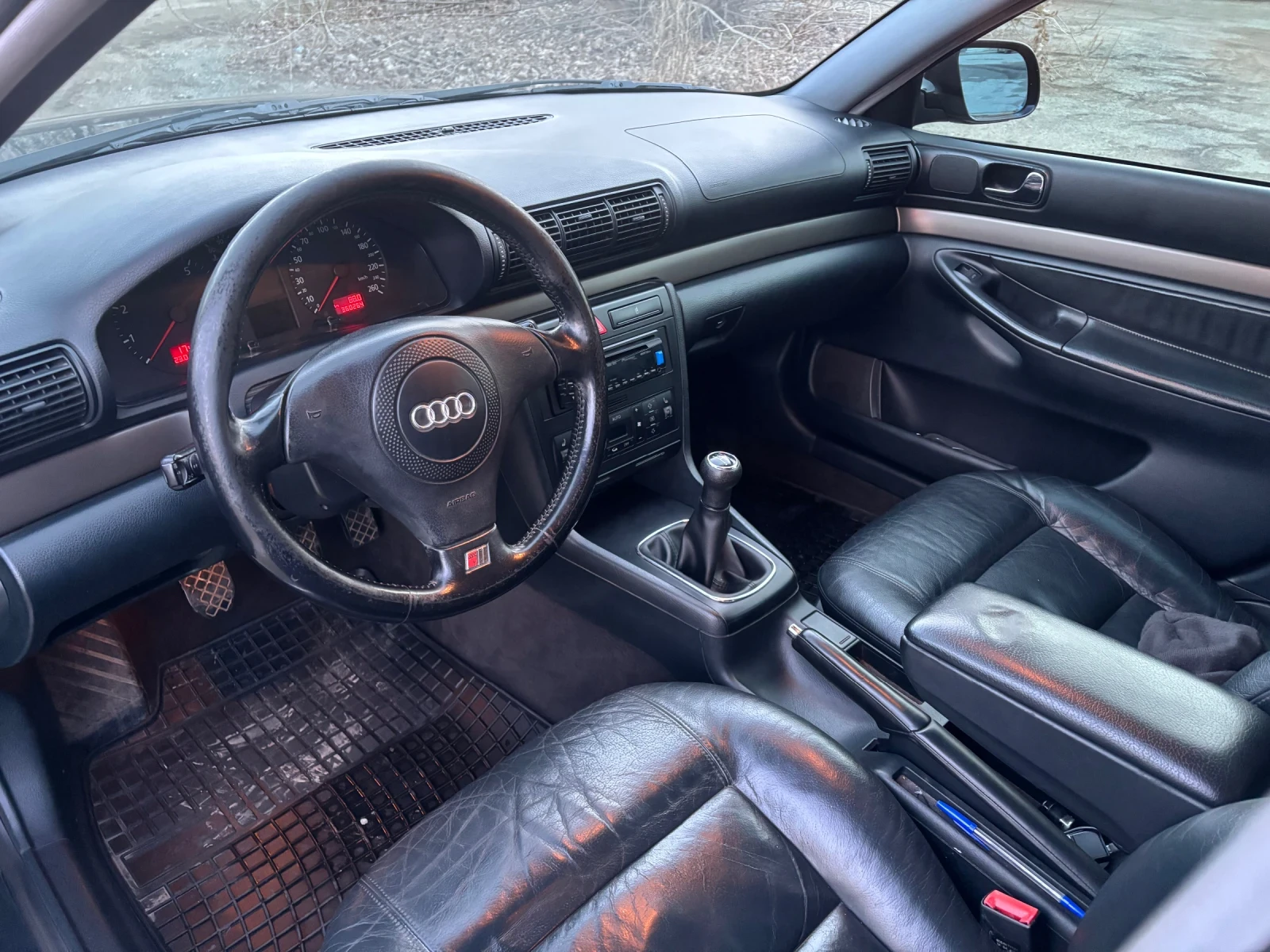 Audi A4  - изображение 7