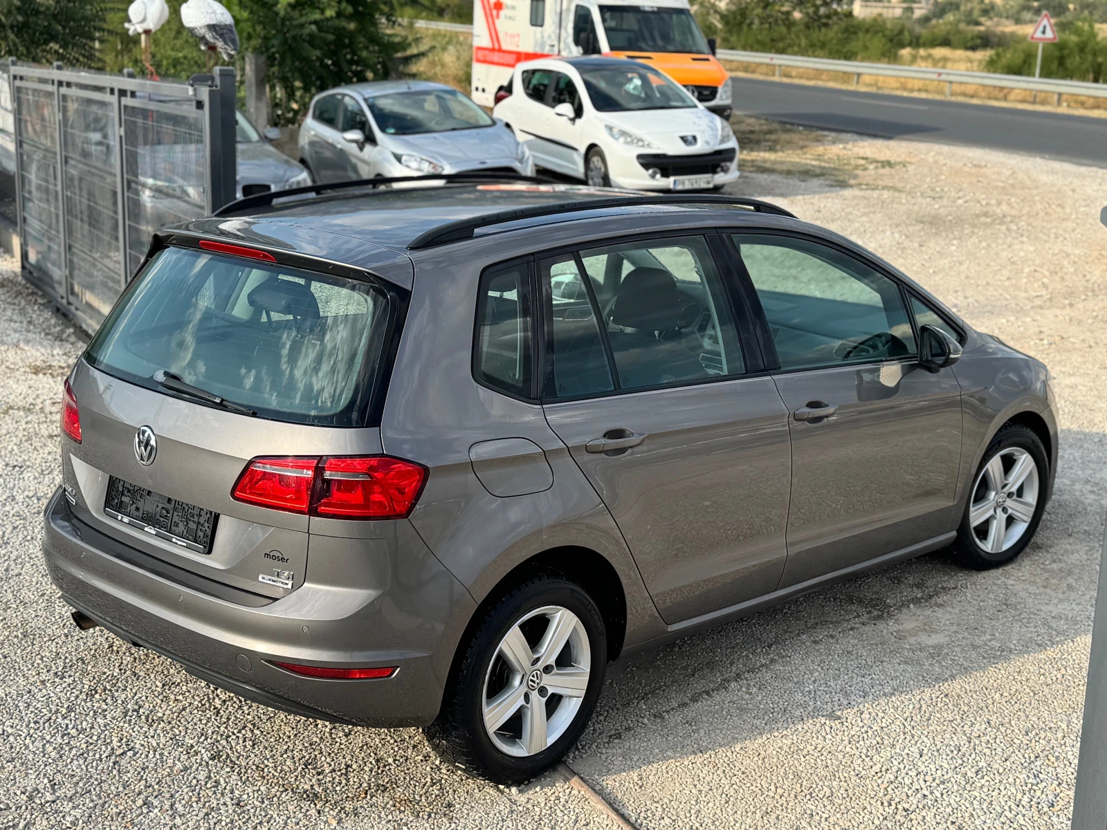 VW Sportsvan 1.2 - изображение 2