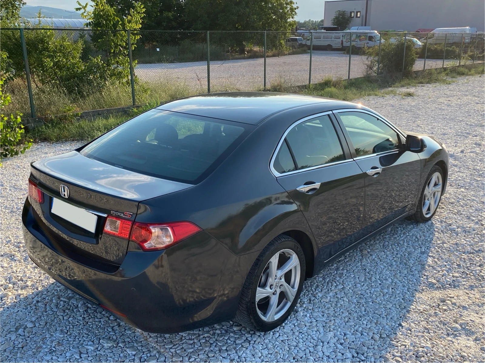 Honda Accord 2.2 i-DTEC - изображение 3