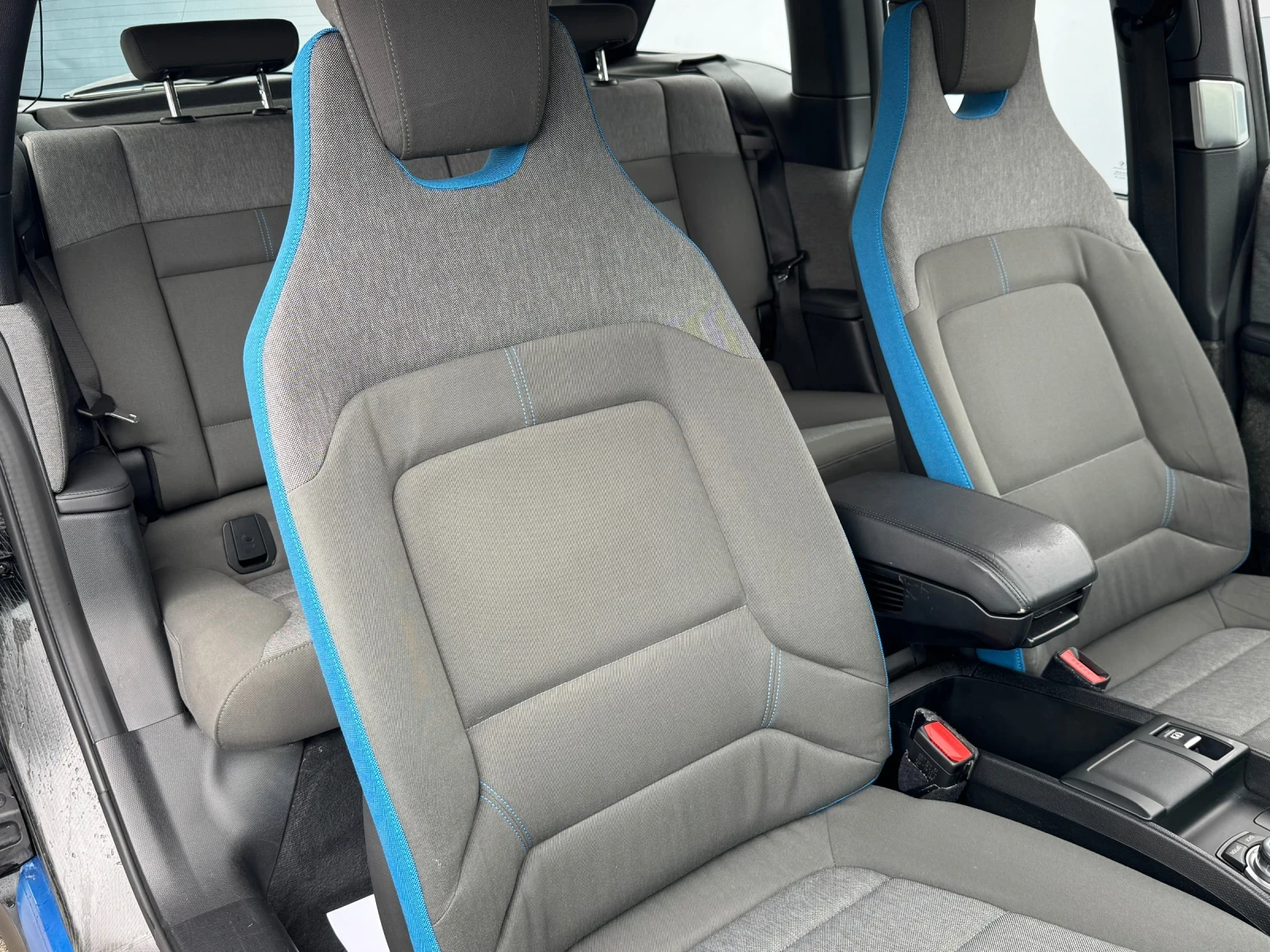 BMW i3 ЛИЗИНГ 100% ОДОБРЕНИЕ* БАРТЕР - изображение 9