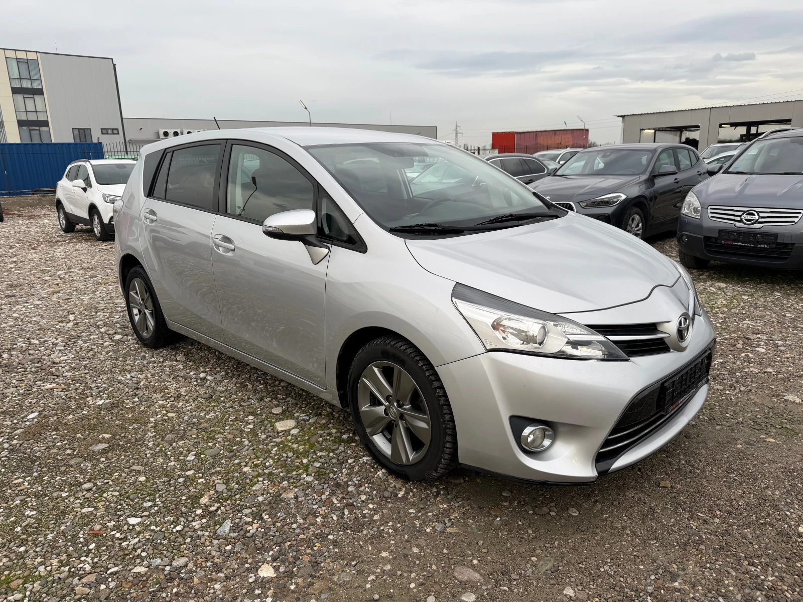 Toyota Verso 1.6 D  | Mobile.bg   3