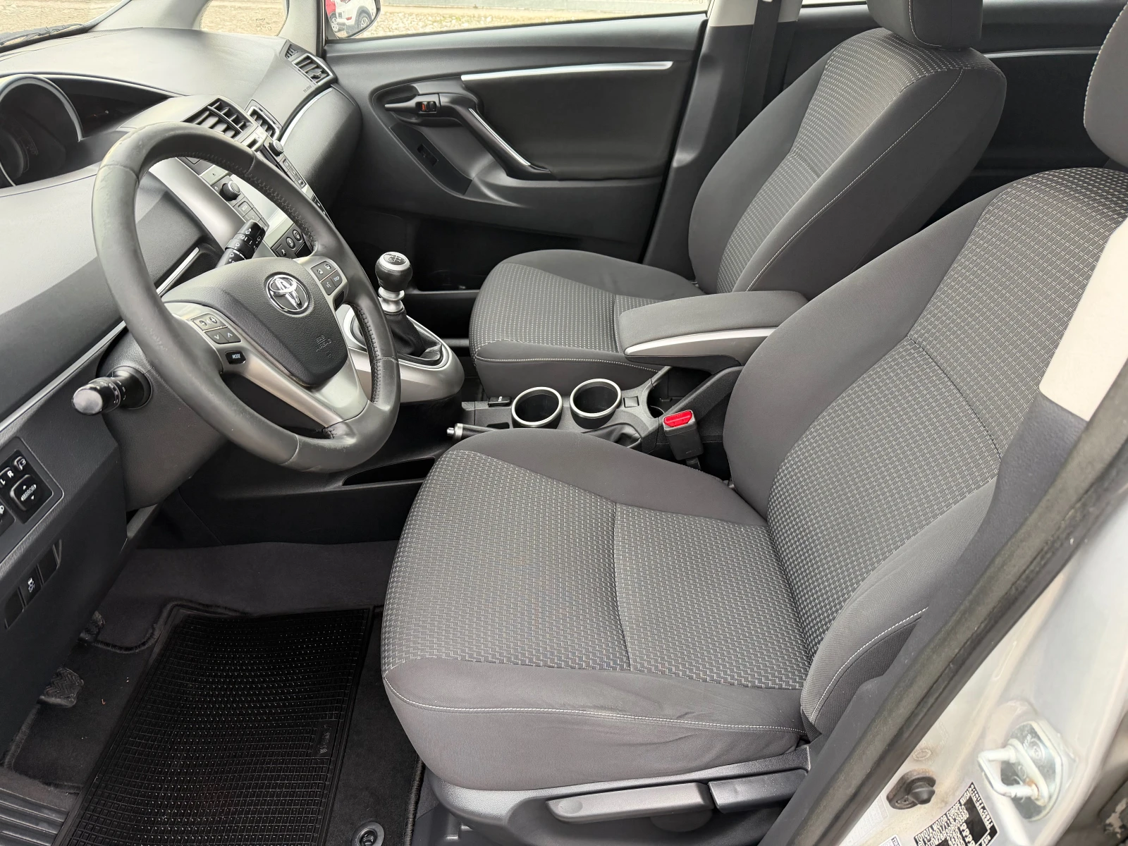 Toyota Verso 1.6 D  | Mobile.bg   4