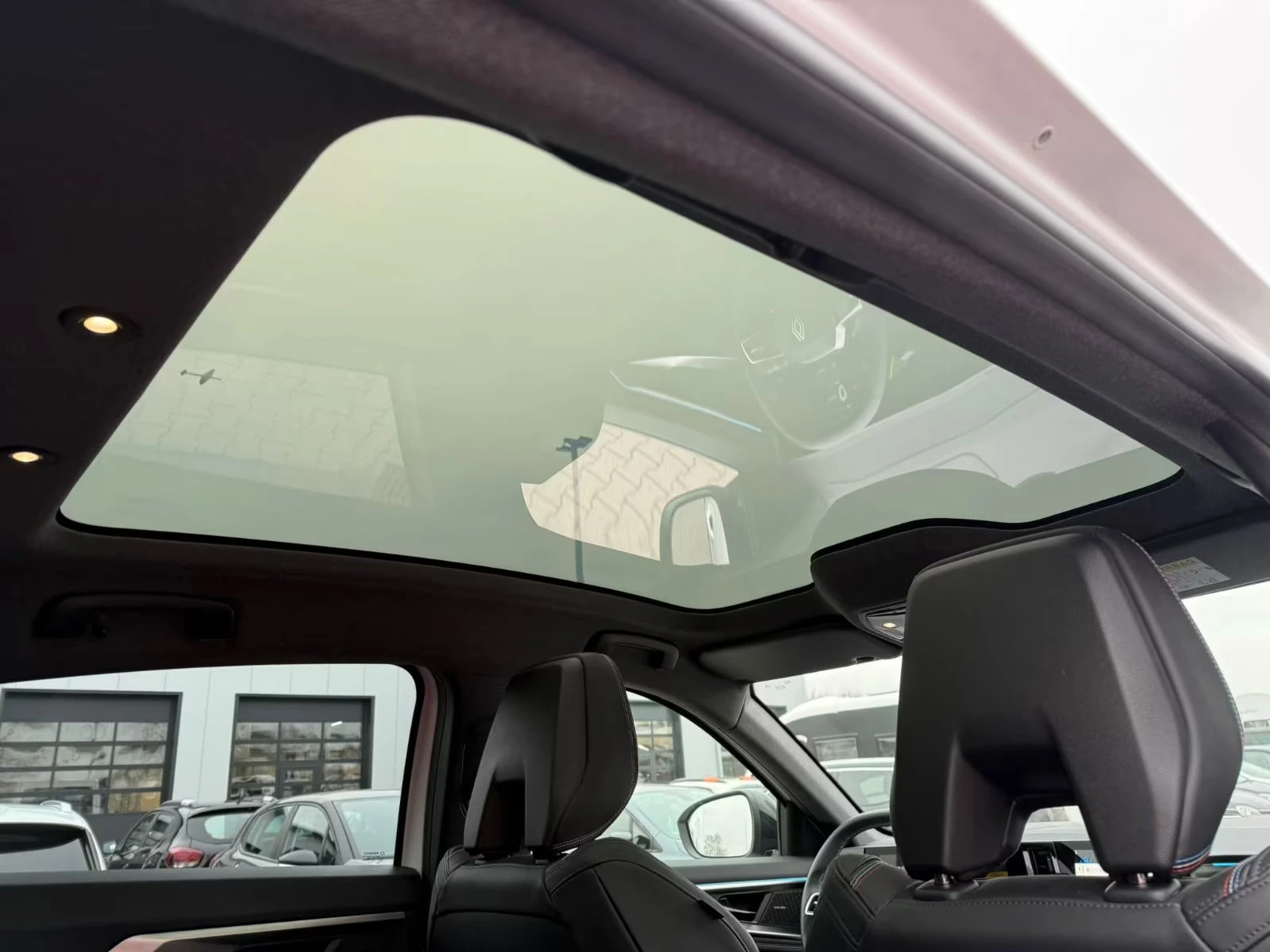 Renault Rafale ESPRIT-ALPINE/200HP/PANO/360/HUD/H&K/LED/654g | Mobile.bg   14