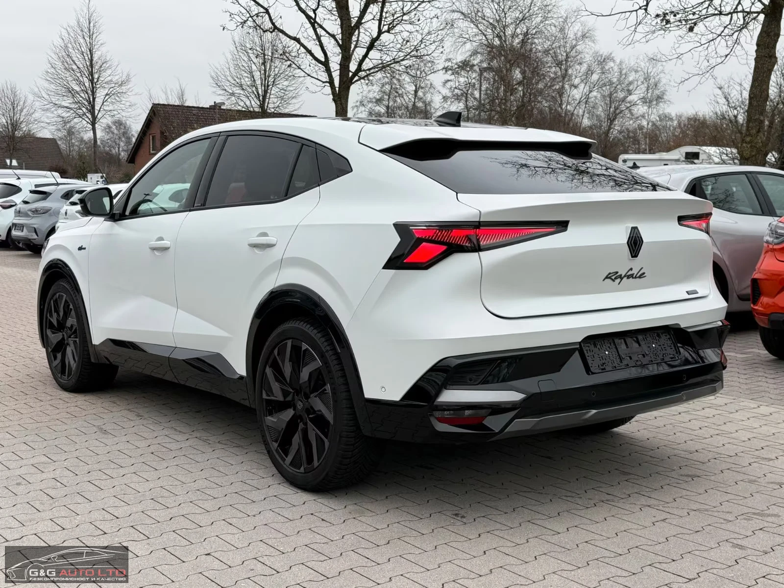 Renault Rafale ESPRIT-ALPINE/200HP/PANO/360/HUD/H&K/LED/654g - изображение 4