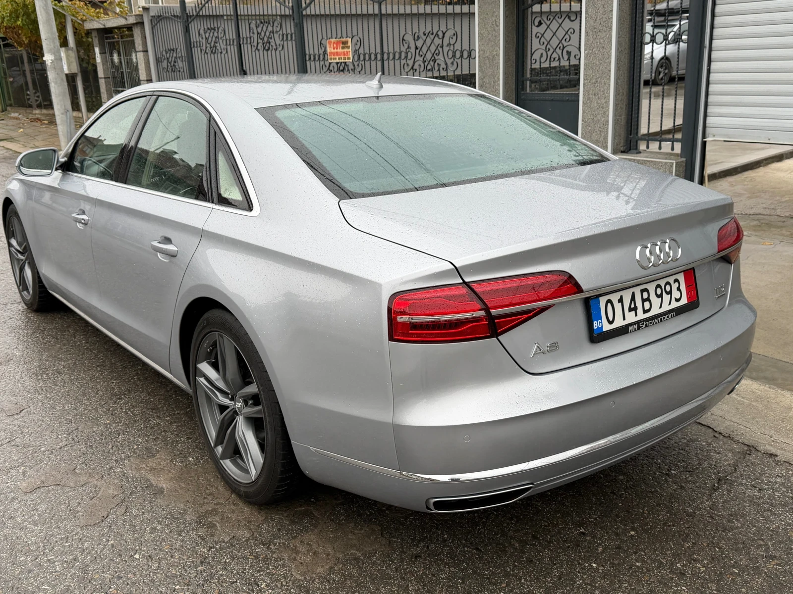 Audi A8, снимка 3 - Автомобили и джипове - 54034327