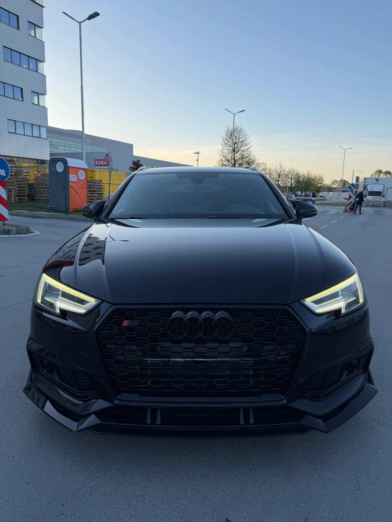 Audi A4 S4 Packet* 3S line* Digital* , снимка 2 - Автомобили и джипове - 54040914