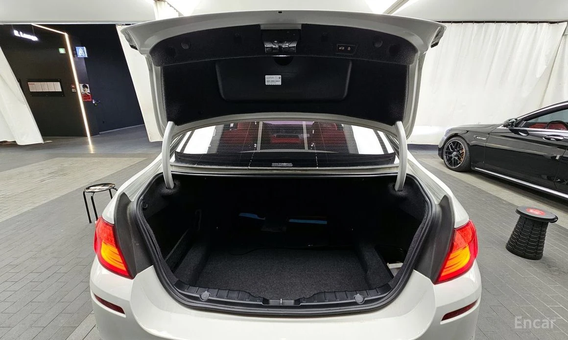 BMW M5 HEAD-UP* 360 КАМЕРИ* ПОДГРЕВ* ОБДУХВАНЕ* ШИБИДАХ, снимка 6 - Автомобили и джипове - 54229898