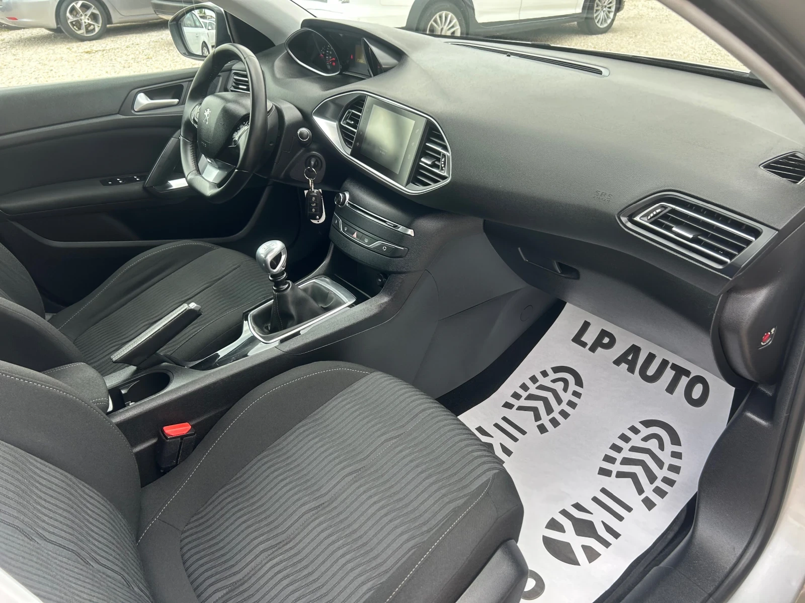 Peugeot 308 * 1.6HDI* 120�.�* ���*  | Mobile.bg � ����������� 7