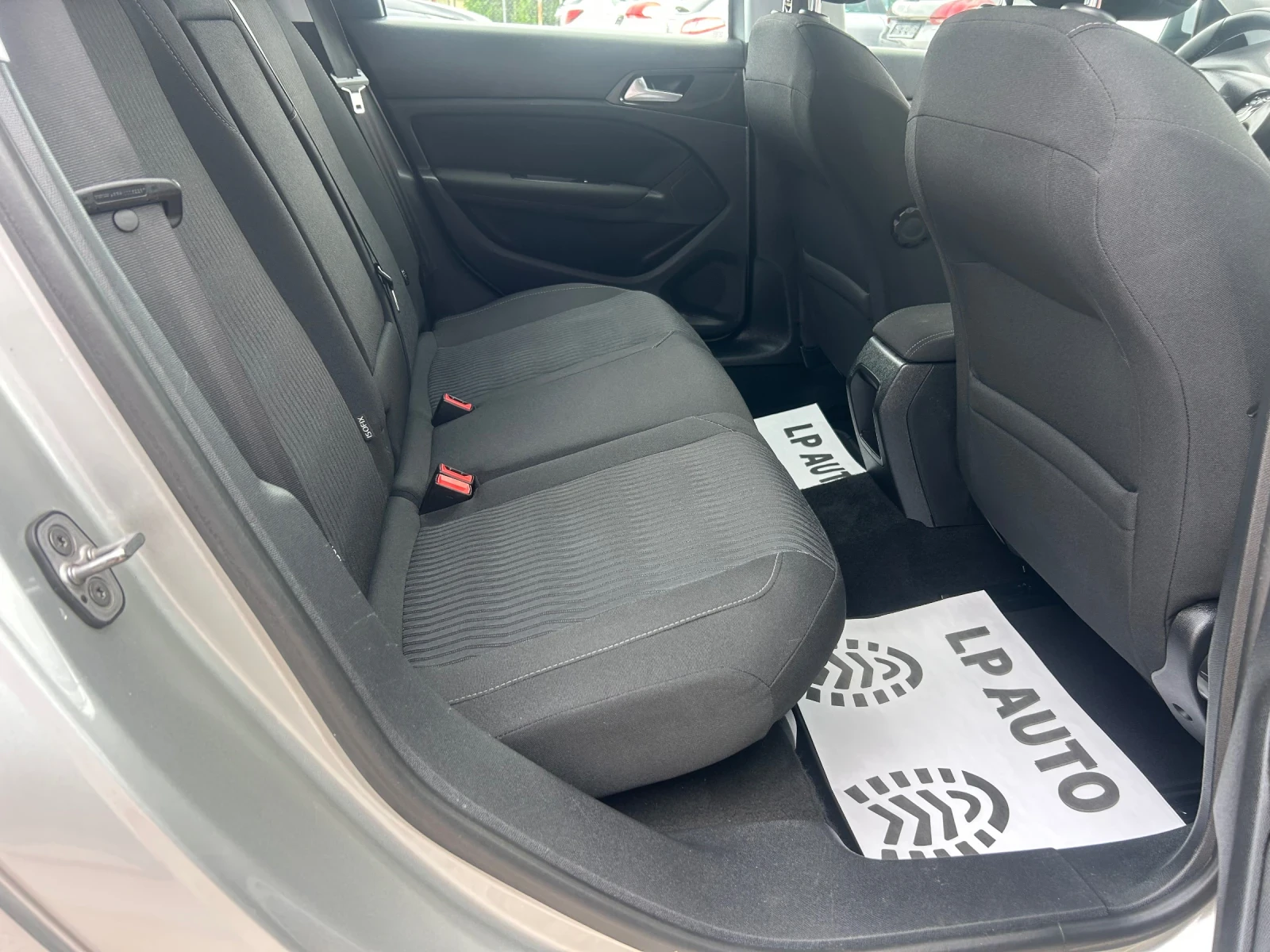 Peugeot 308 * 1.6HDI* 120�.�* ���*  | Mobile.bg � ����������� 8