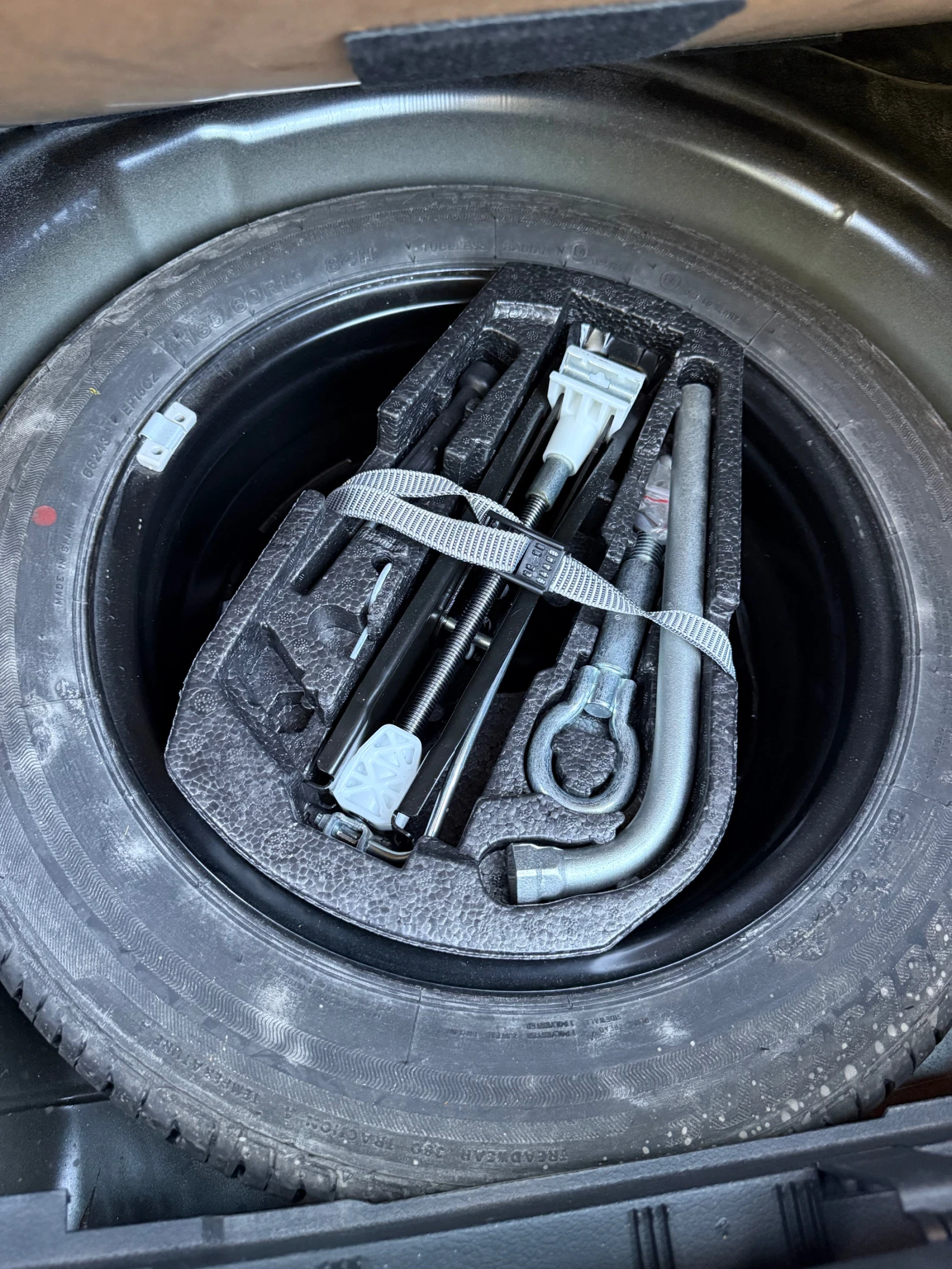 VW Polo Първи собственик   Закупена от VW България, снимка 11 - Автомобили и джипове - 55055403