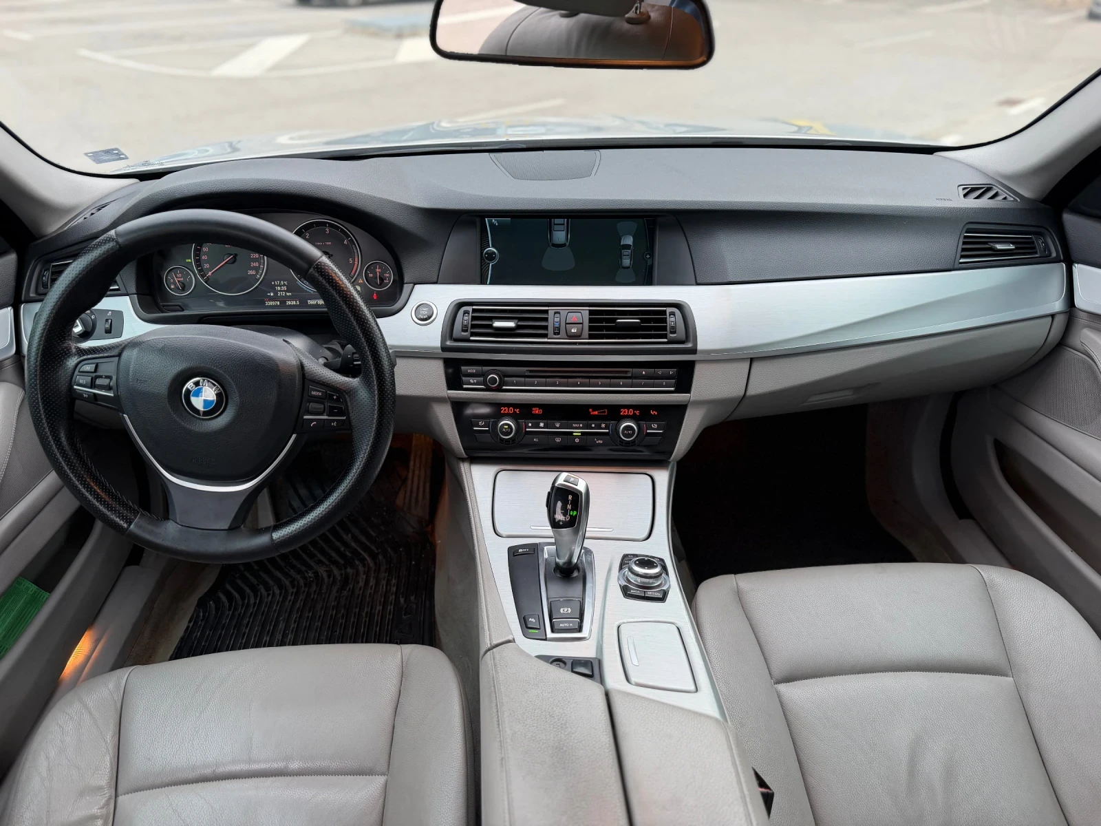 BMW 530, снимка 12 - Автомобили и джипове - 55216194