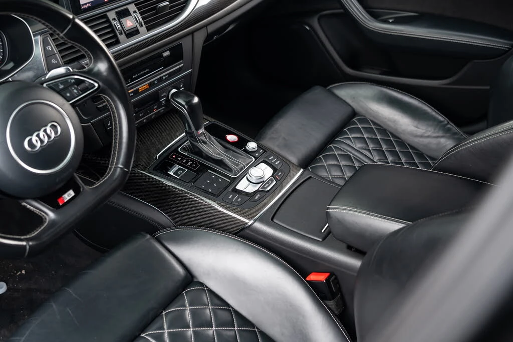 Audi S6 Technik, снимка 12 - Автомобили и джипове - 55351793